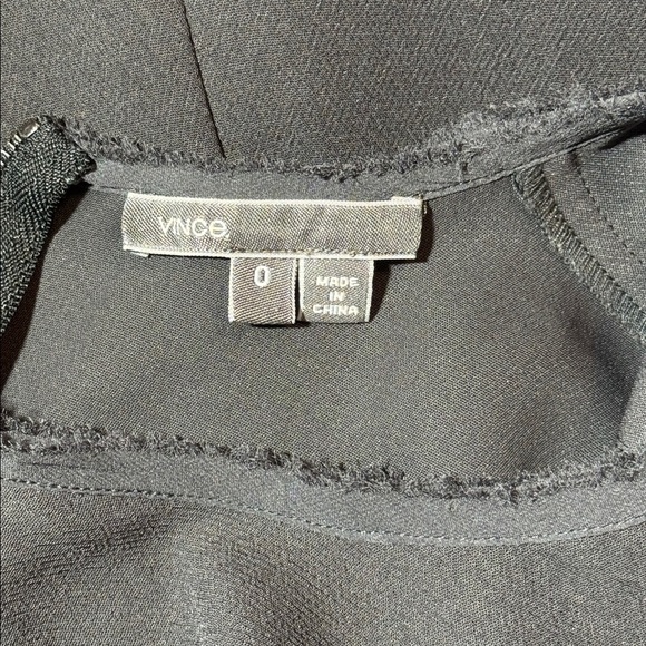 Vince. Sleeveless Shift Dress Raw Neckline Crossover size 0 Gray - Picture 9 of 10